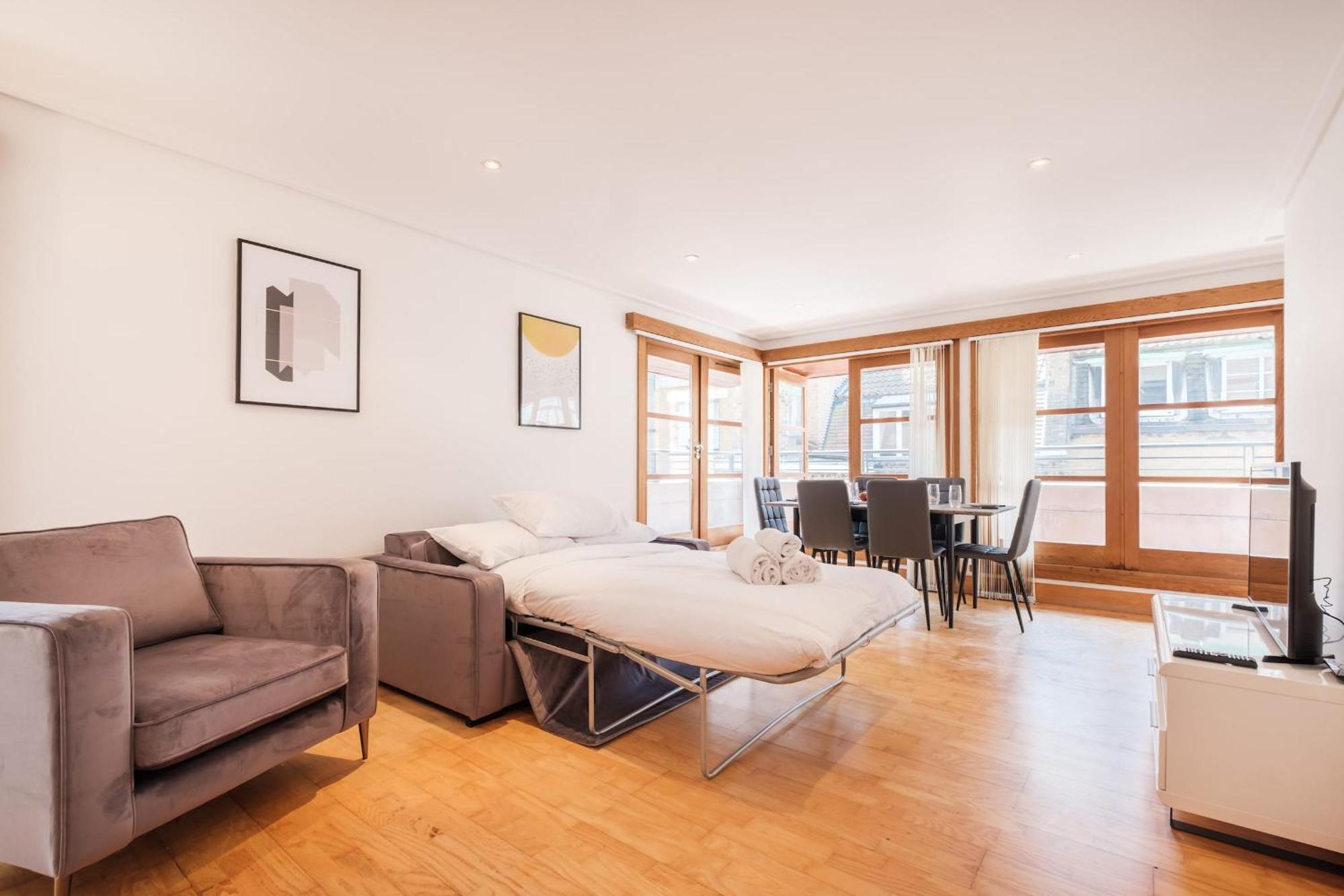 2Br Penthouse With Terrace - Heart Of Holborn - Cityapartmentstay ลอนดอน ภายนอก รูปภาพ